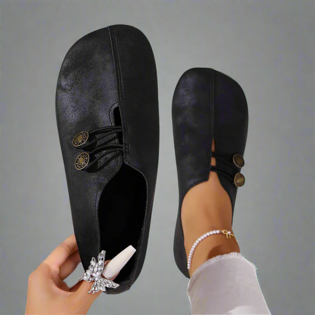 Nina™ | Buckle Detail Sandals